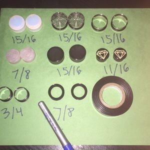 Plug 7/8 bundle 15/16 & stretched ear tape